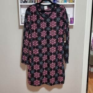 Fleece sleep shirt Large/XL 14/16